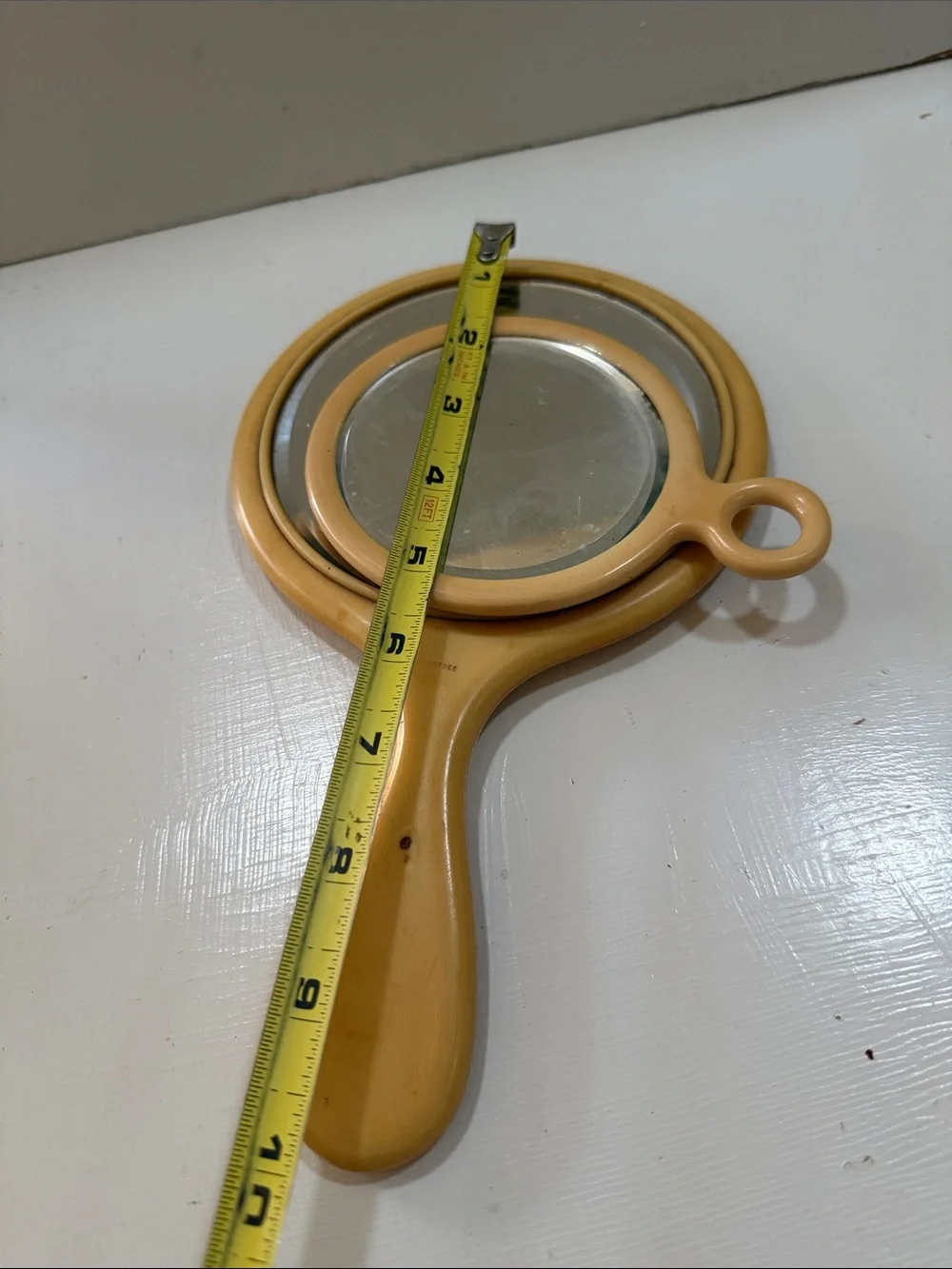 Celluloid classic yellow